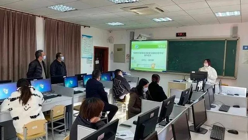 家庭教育指导师证与心理咨询师：两者的区别与职业定位