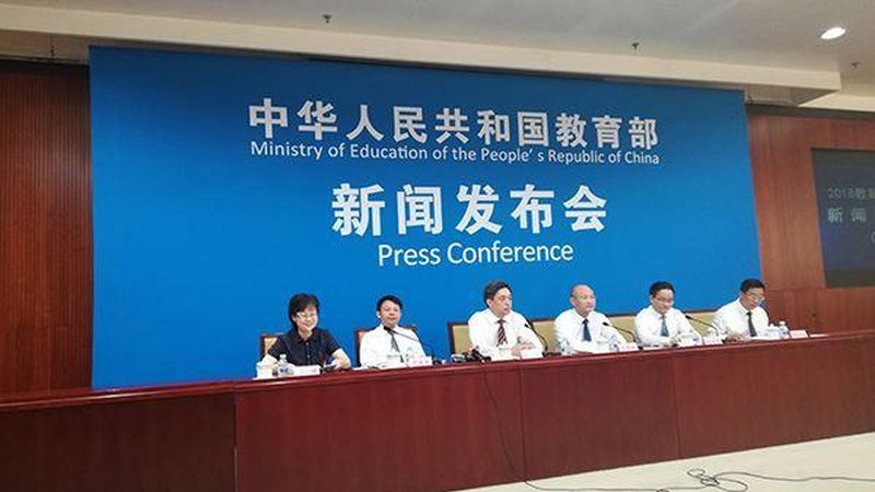 保育员培训，网课与面授，哪种方式更适合你？**